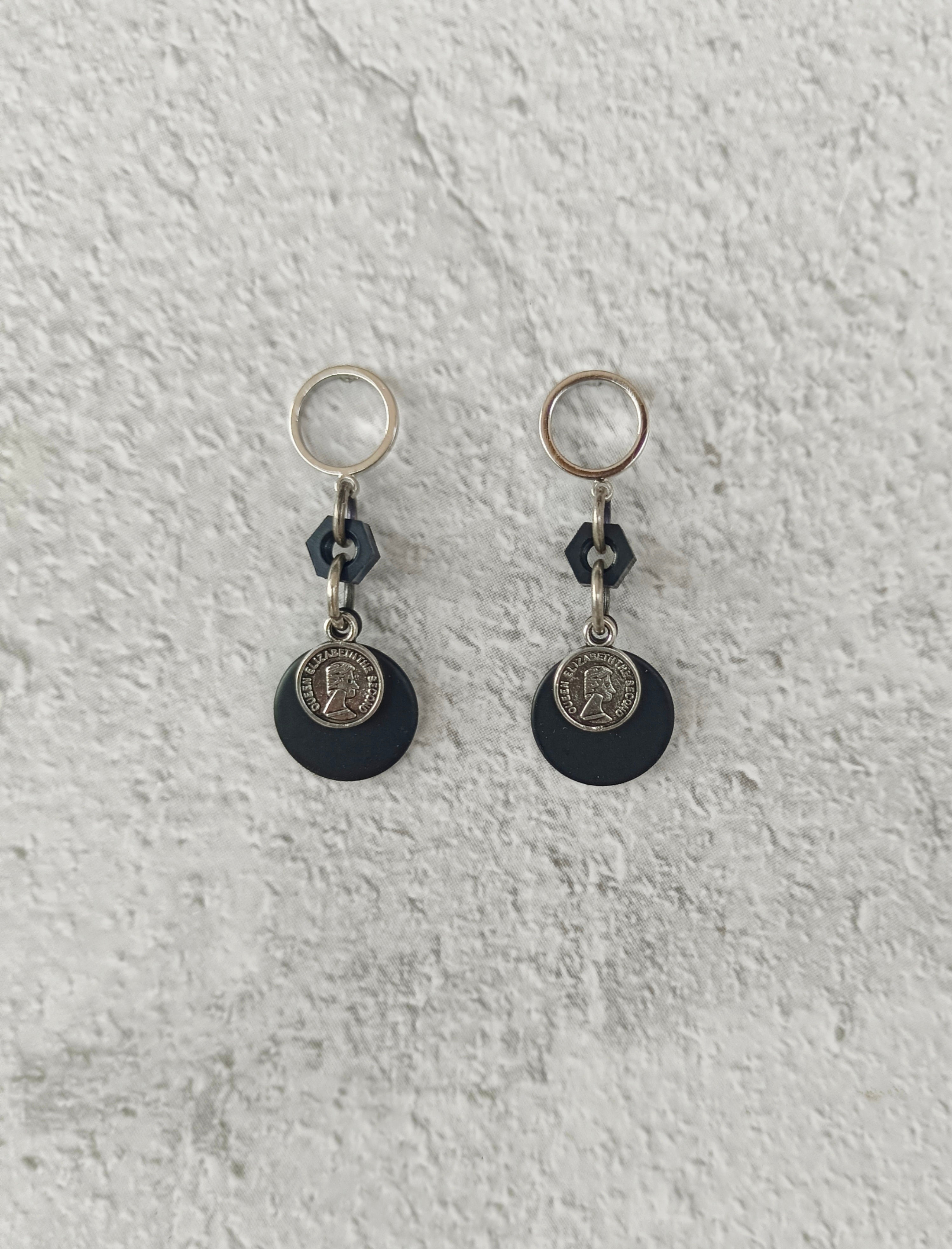 Awad | Shaiva and cone hanging earrings